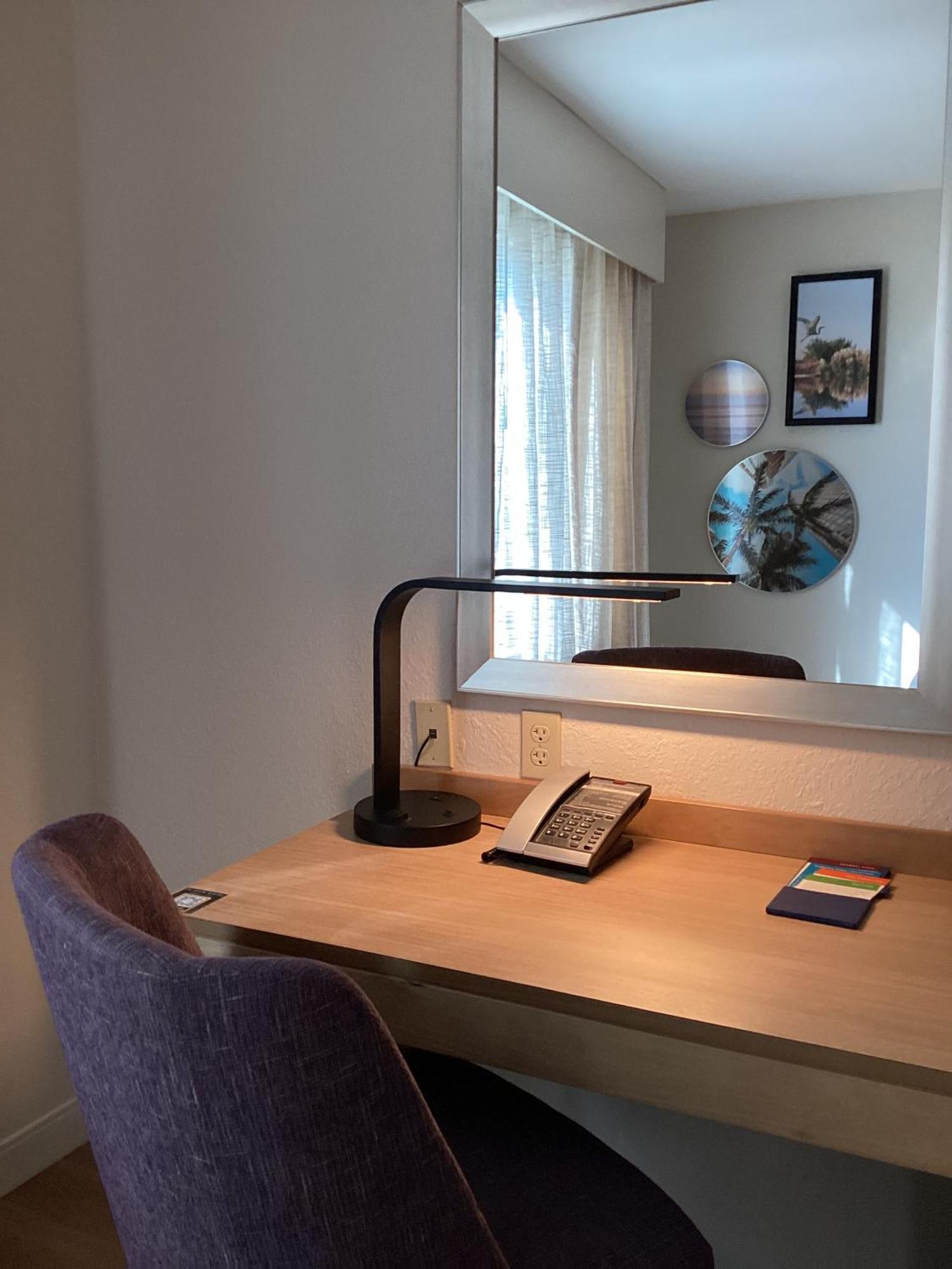 Hampton Inn & Suites By Hilton Miami Downtown/Brickell Bagian luar foto